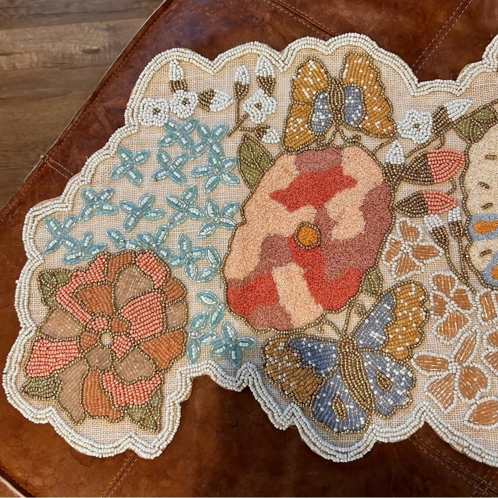 Beaded Table Runner 3’ long - Picture 5 of 8